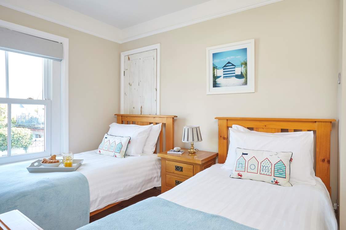 The lovely twin bedroom on the first floor.