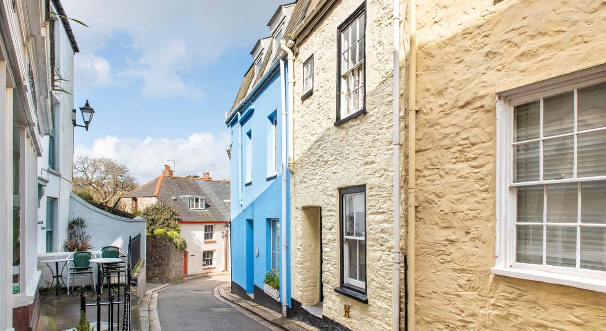 Erica sits in the heart of the twinned villages of Kingsand and Cawsand.