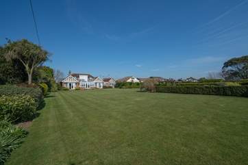 Welcome to this stunning Classic Cottage.