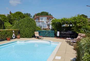 The highlight of staying at Little Forelands is having your own private heated pool. Please note the swimming pool is only available for use from the beginning of April until the end of September. 