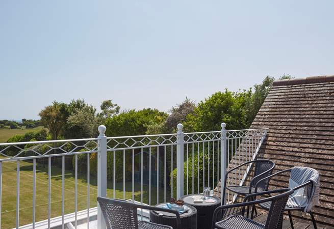 Your very own private balcony, off the main bedroom, enjoy a read or game of cards whilst admiring the view.