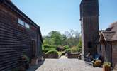 For additional accommodation book Medleys Barn opposite. - Thumbnail Image