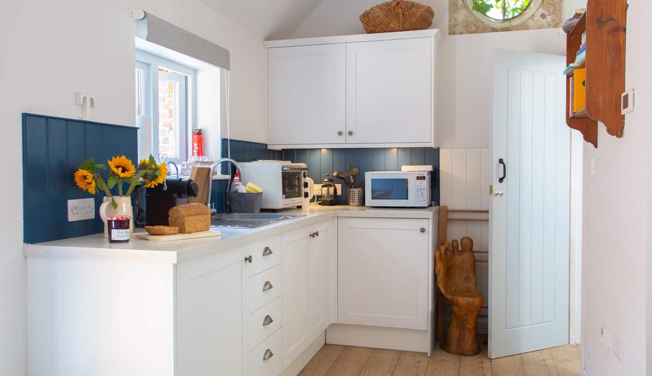 The kitchen area, all that you need to prepare that special meal.