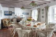The perfect place to eat whilst spending quality time with friends and family.