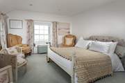 The gorgeous main bedroom.
