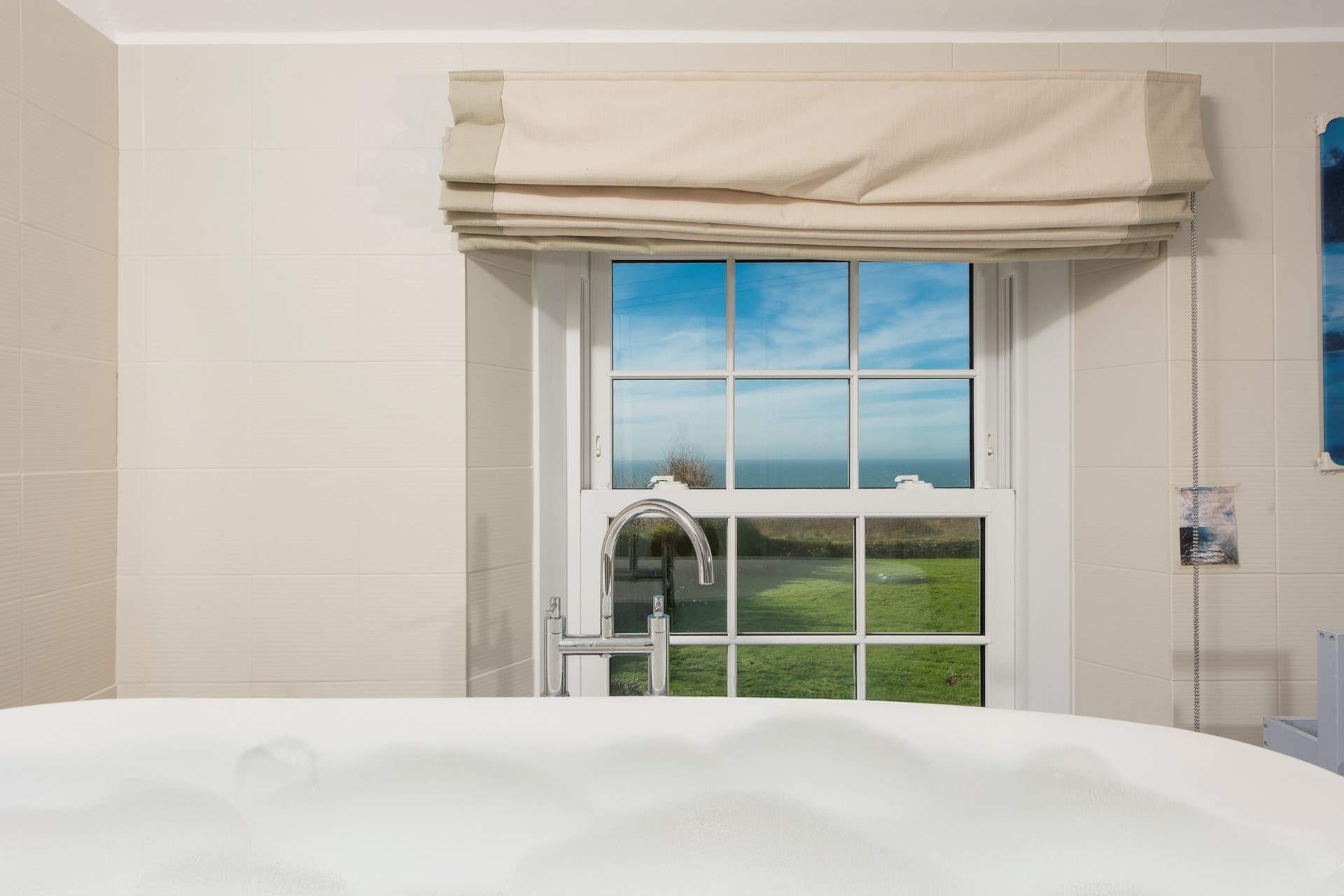Enjoy an oceanic outlook from this enviable vantage point.