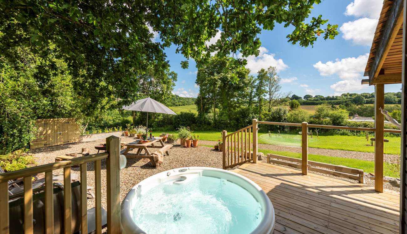 Relax in the hot tub, snooze on the sun-loungers or dine al fresco - bliss! 