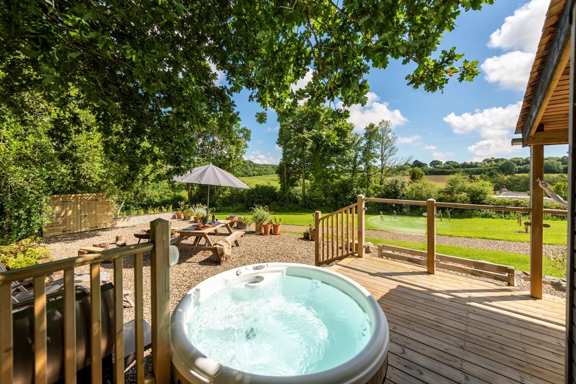 Relax in the hot tub, snooze on the sun-loungers or dine al fresco - bliss!