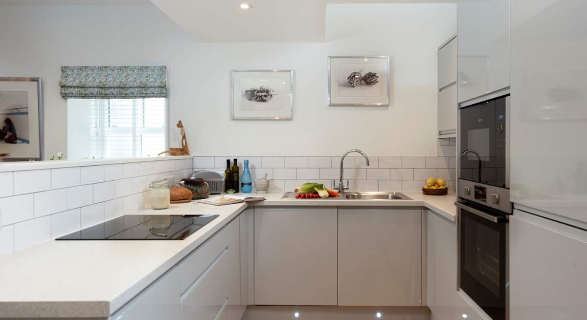 You have a fabulous modern kitchen at Poppy Cottage with lots of work space. 