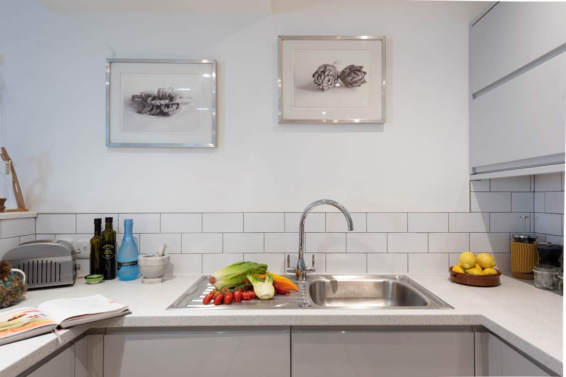 The kitchen is very well-equipped with all you need to cook up a feast.