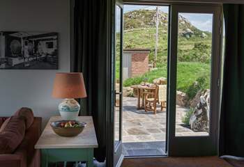 The outside space is perfect for alfresco dining. 