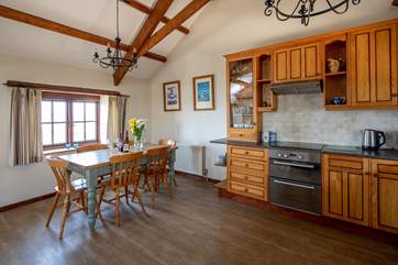 A great space to enjoy that all-important holiday feast.