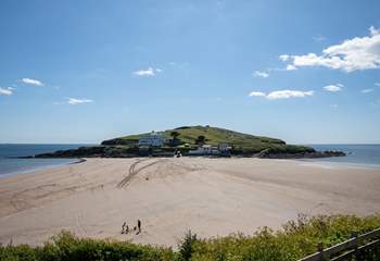 The beach at Bigbury-on-Sea is literally minutes away on foot.