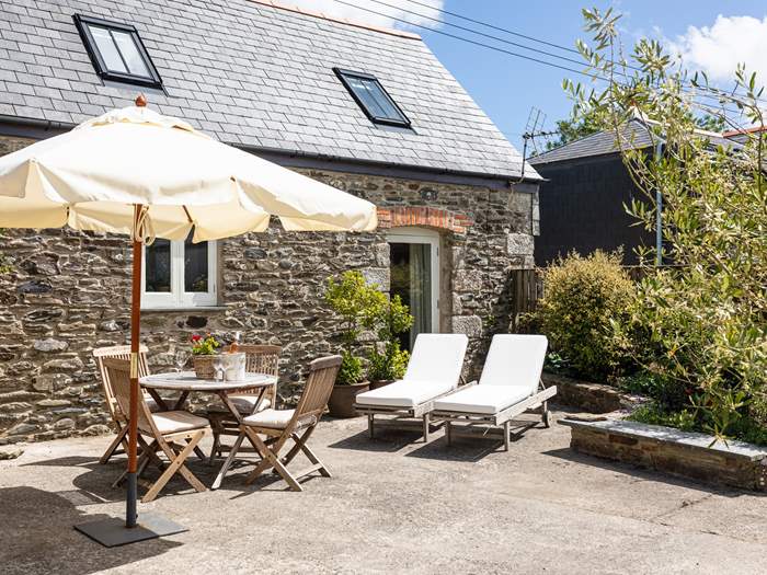 Sea Thrift, Sleeps 4 in Portscatho