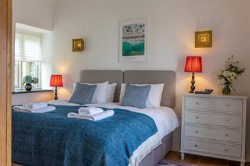You will be assured of a good night's sleep in this super-comfy bed.