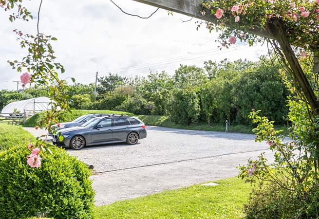 There is plenty of parking for all the barns.