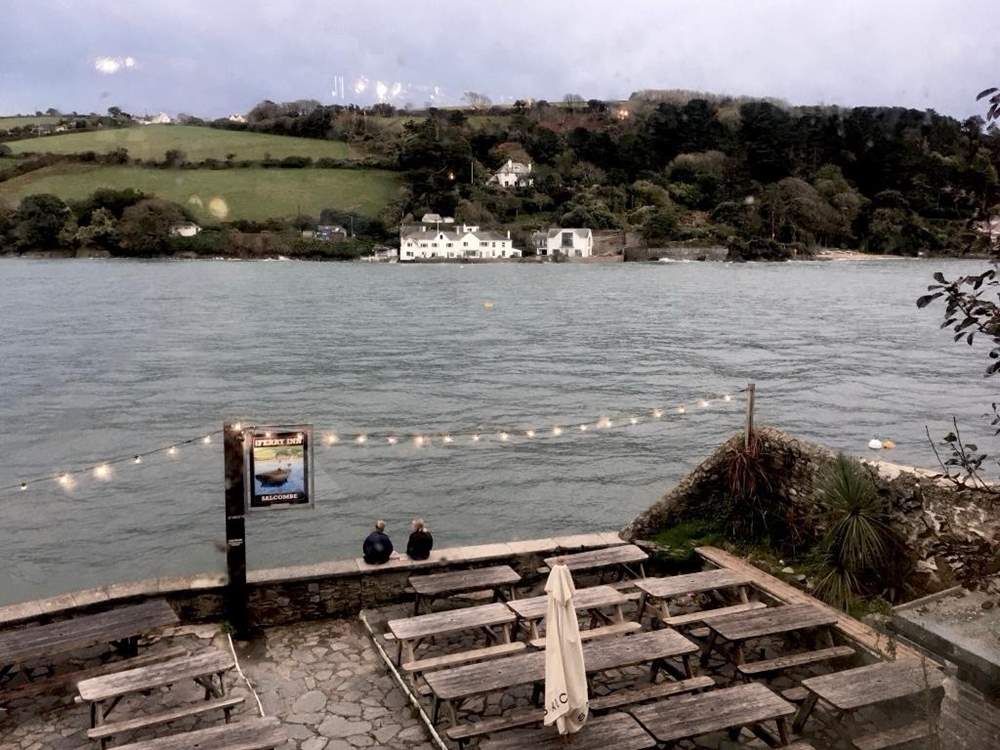 Can you picture yourself enjoying a glass of something tasty, sitting watching the world go by from this welcoming Salcombe watering hole.