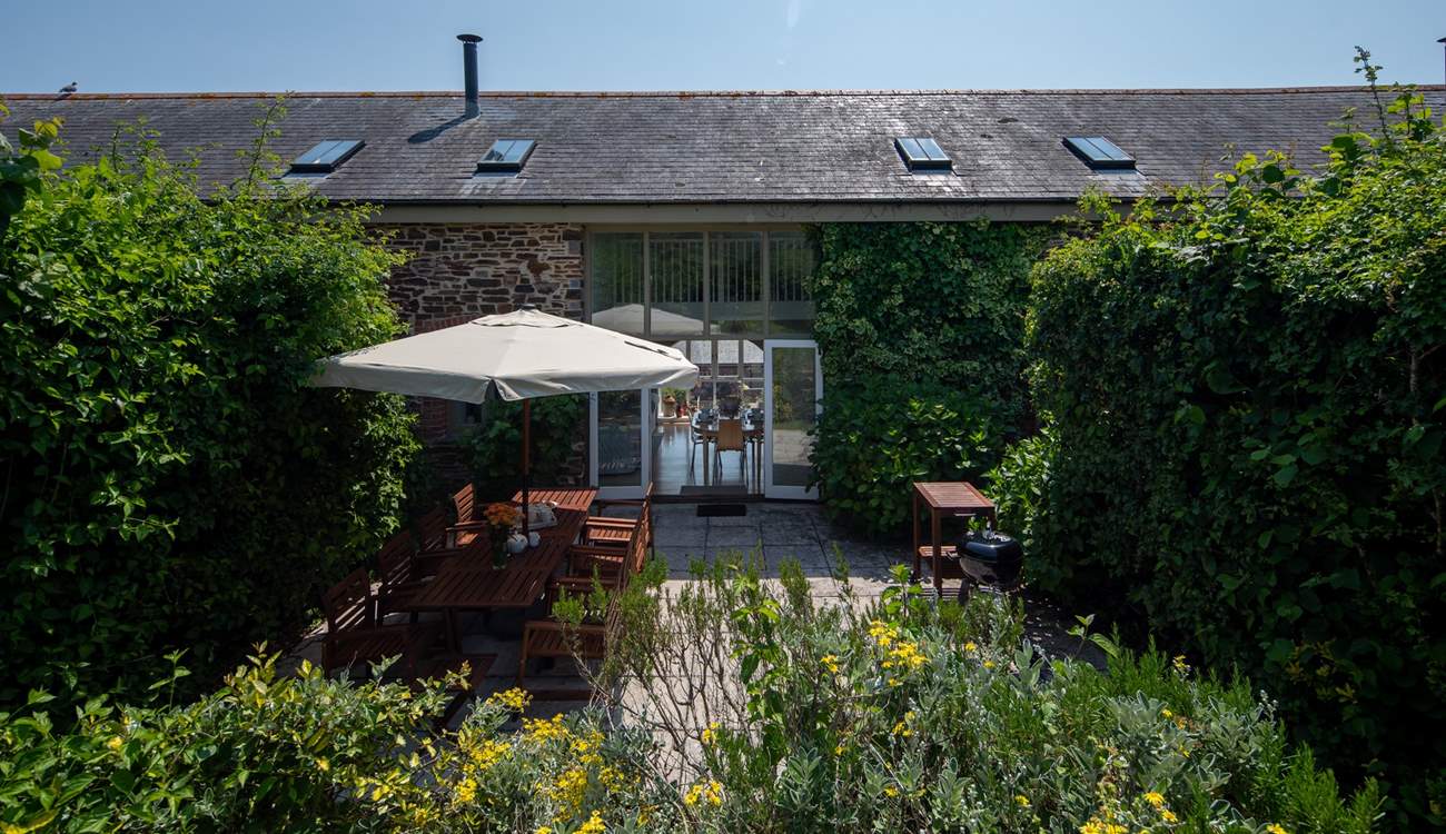 What a fabulously secluded and private garden.