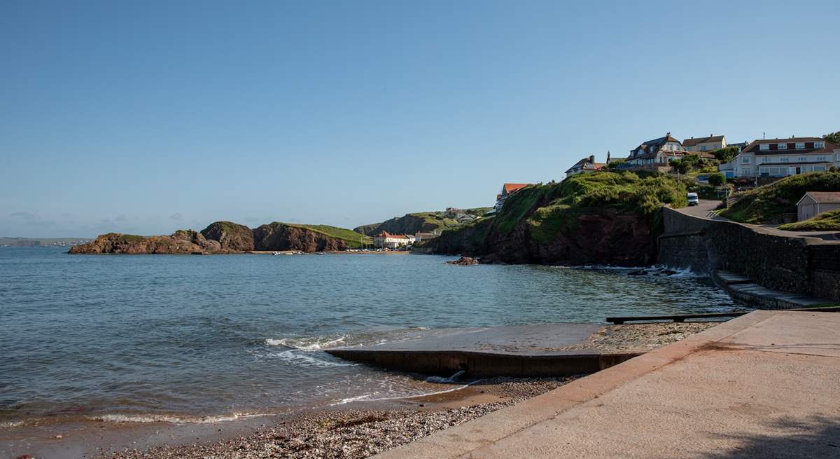 Hope Cove offers a great spot to go paddling.