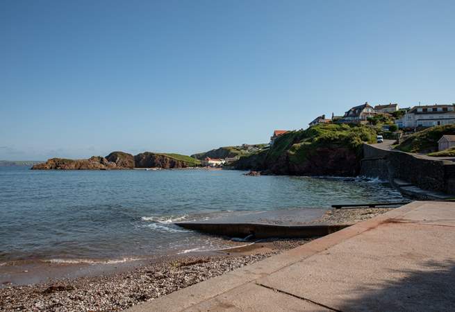 Hope Cove offers a great spot to go paddling.
