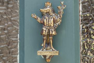 Your Trusty Servant guarding your cottage.