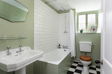 The family bathroom is beautiful.