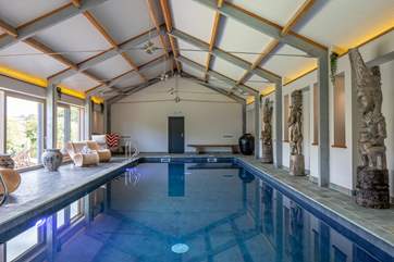 What a glorious heated swimming pool.