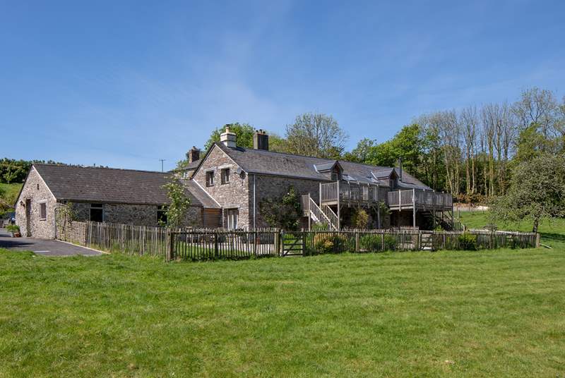 Beck Barn is situated to the right of both barns.