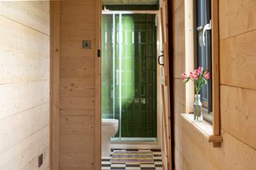 Looking towards the shower-room.
