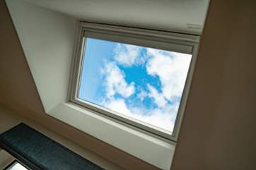 The wonderful skylight will allow you to star gaze at night or enjoy the skies during the day.