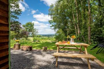 Breakfast al fresco with outstanding views!