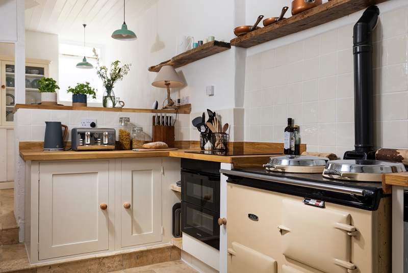 There is an electric oven and hob and an oil-fired Aga, which is on in the winter months (from November 2021 until May 2022 and October - April 2023). 