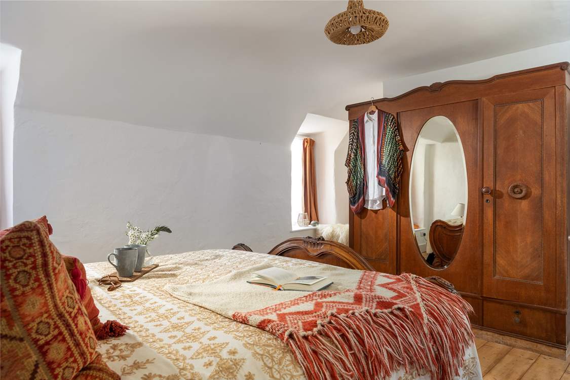This is bedroom 2, so luxurious.