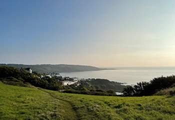 Coverack is a short stroll along the footpath from Chynhalls Farm House, and what a walk it is. 
