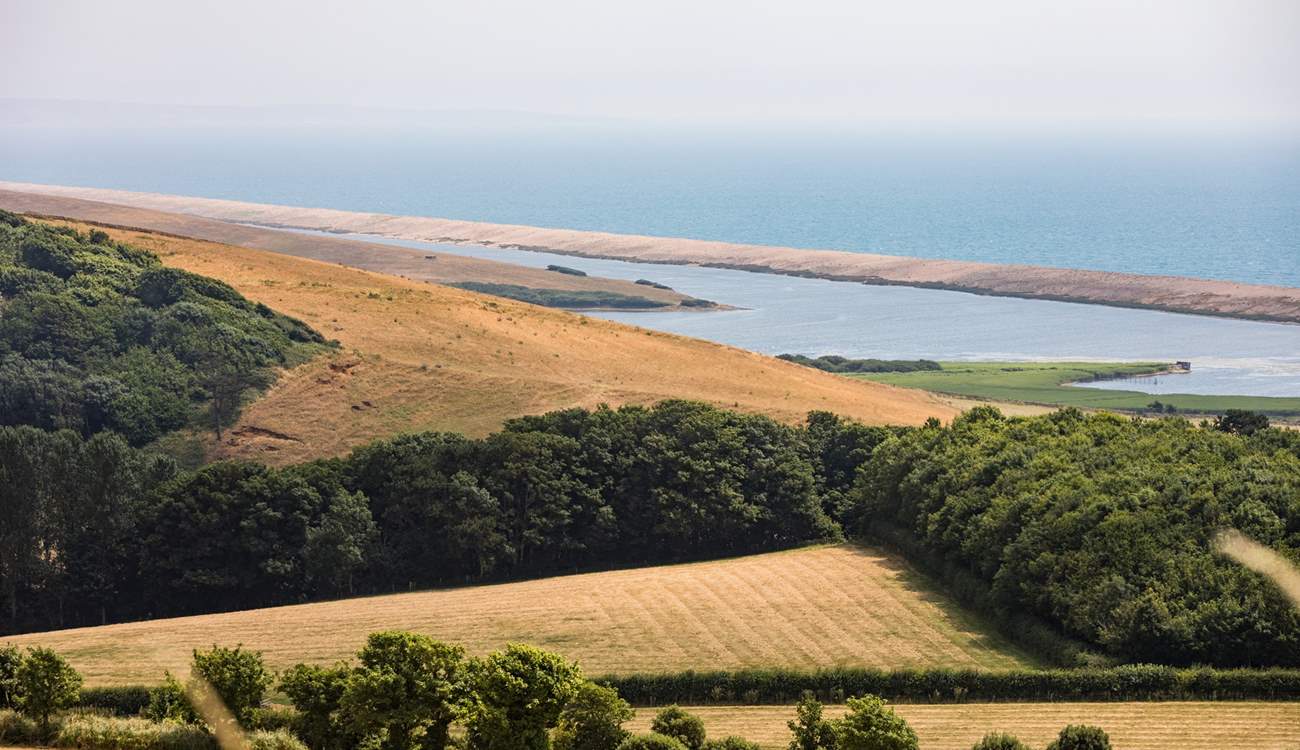 The stunning Jurassic Coast is just a short drive away.