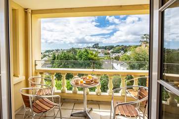 Open up the double doors to your balcony, enjoy the fabulous views over Falmouth and the bay.