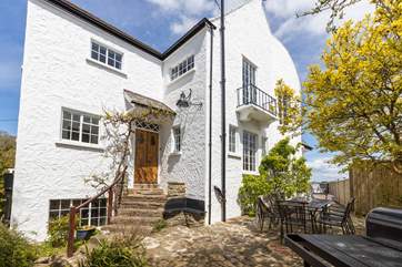 Welcome to The Old Kiln, situated between Bideford and Northam on the Torridge estuary.