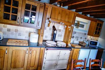 The kitchen offers all you need and much more.