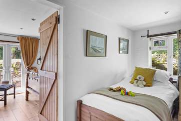 The single room sits off the snooker room, next door to the double room, and has privacy glass only.
