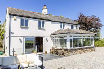 Lower St Winnolls offers a wonderful welcome tucked away at the end of a private lane with far reaching views.