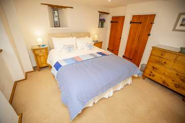Bedroom 2 has 'zip and link' beds, so can be either 2' 6