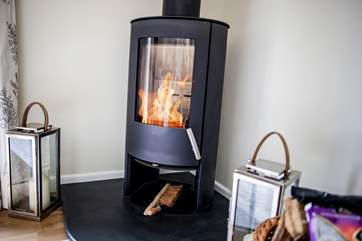 The log fire will keep you warm on those colder nights or lazy Sundays, the owner provides free logs for the duration of your stay.