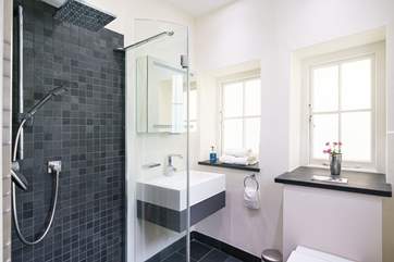 Gorgeous shower-room 1.