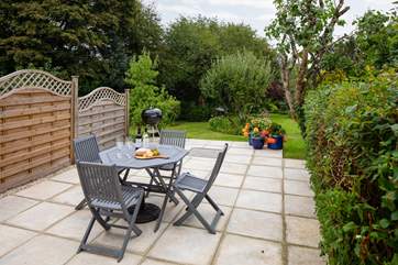 Enjoy this tranquil setting.