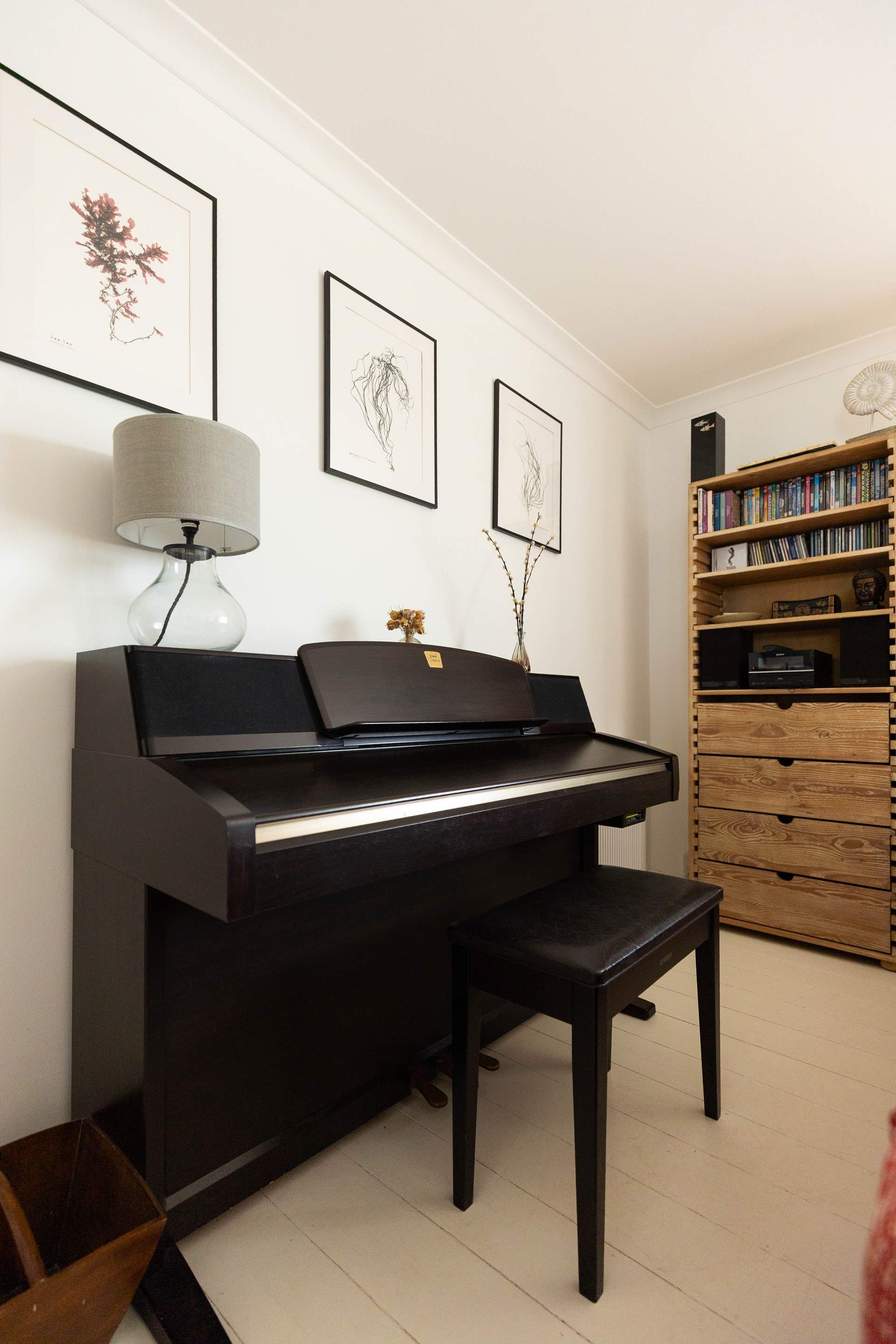 Play a tune on the piano.