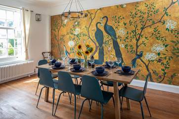 Dining in style. Perfect for serving up any feast.