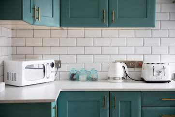 Fully equipped kitchen.