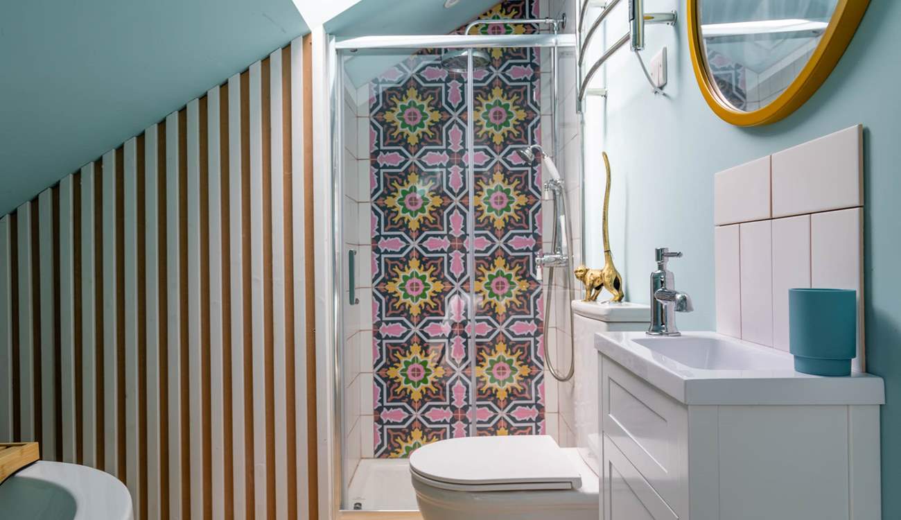 The second floor shower-room.