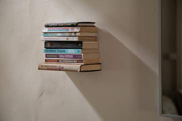 Floating books, or a clever shelf?