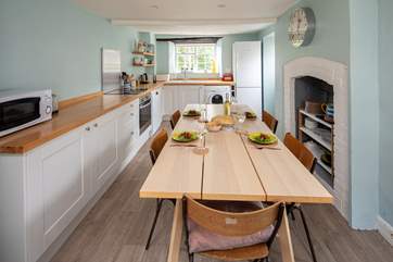 Whether you are enjoying a family feast, or a board game evening, the kitchen/dining-room is a really sociable space.